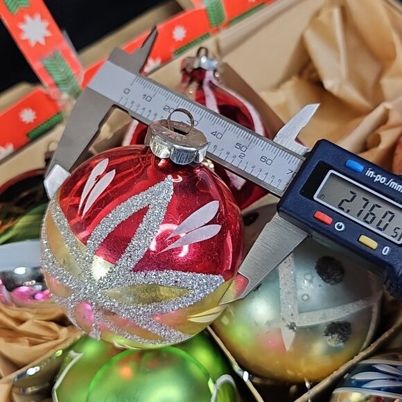 Vintage 1940s-50s Glass Christmas Balls Ornaments Baubles Lot Of 12 Please Read - Picture 14 of 16